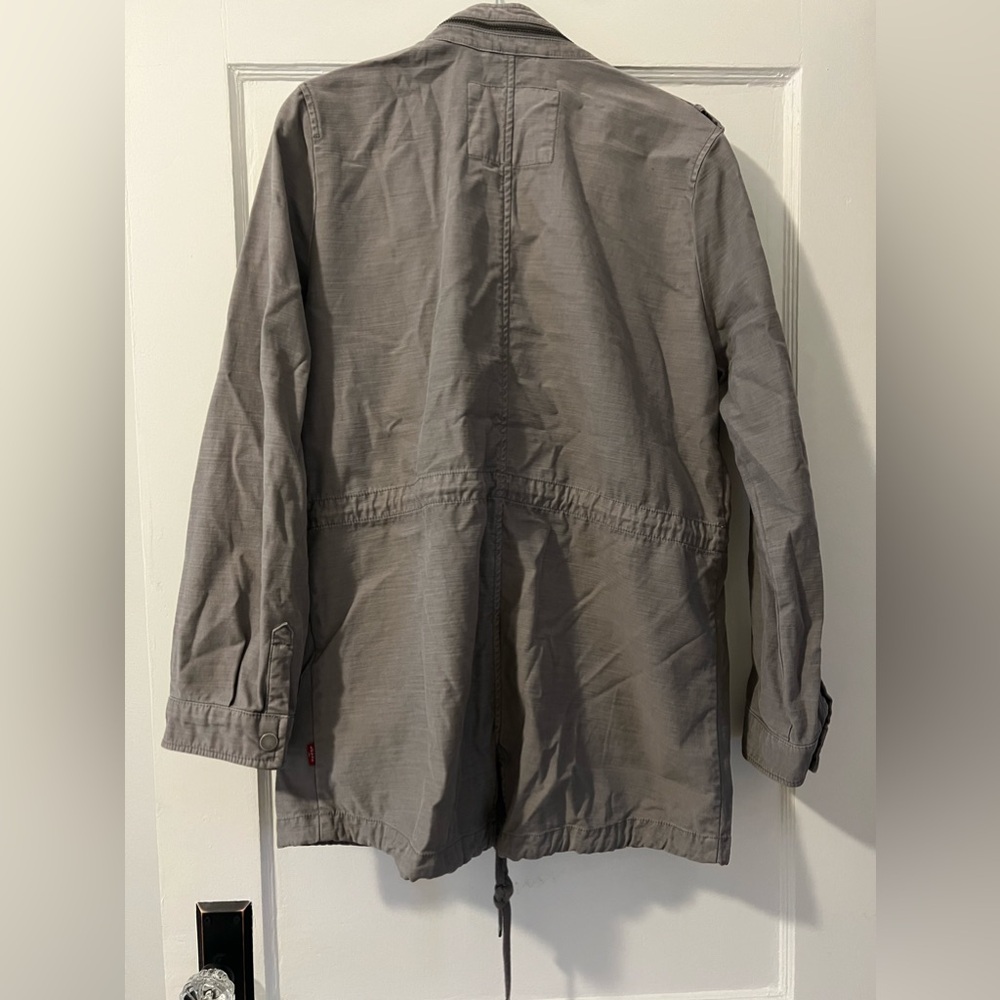 Levi’s Cargo Jacket - image 4